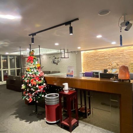 Aiyue Hotel Huwei Eksteriør billede
