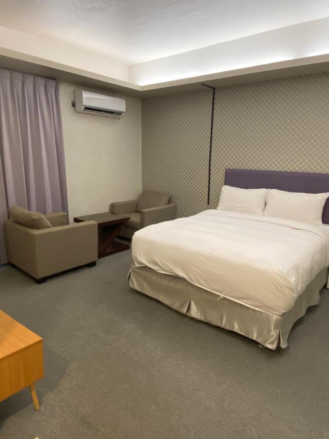 Aiyue Hotel Huwei Eksteriør billede